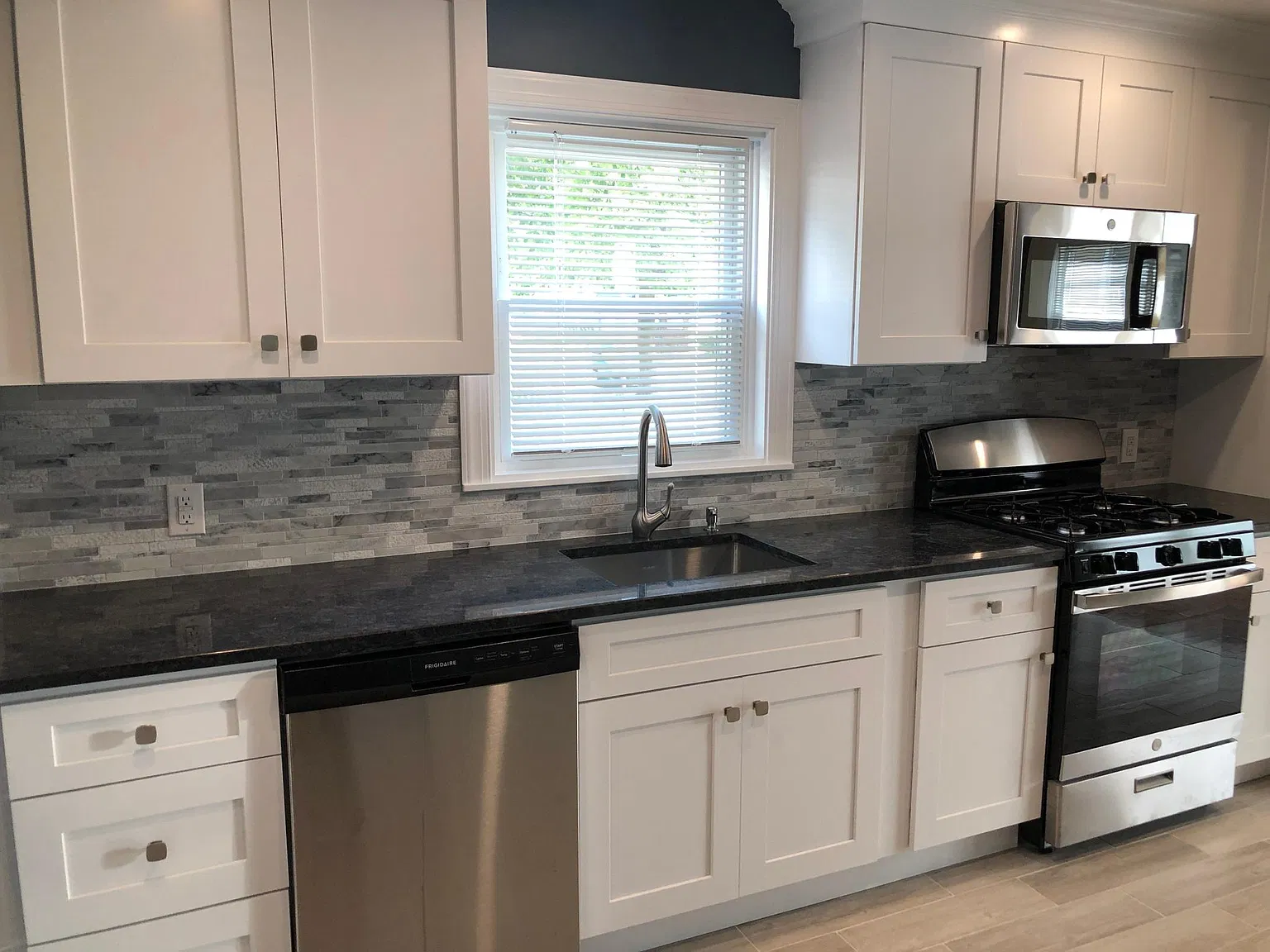 1 bed, $1,800 — Photo 3