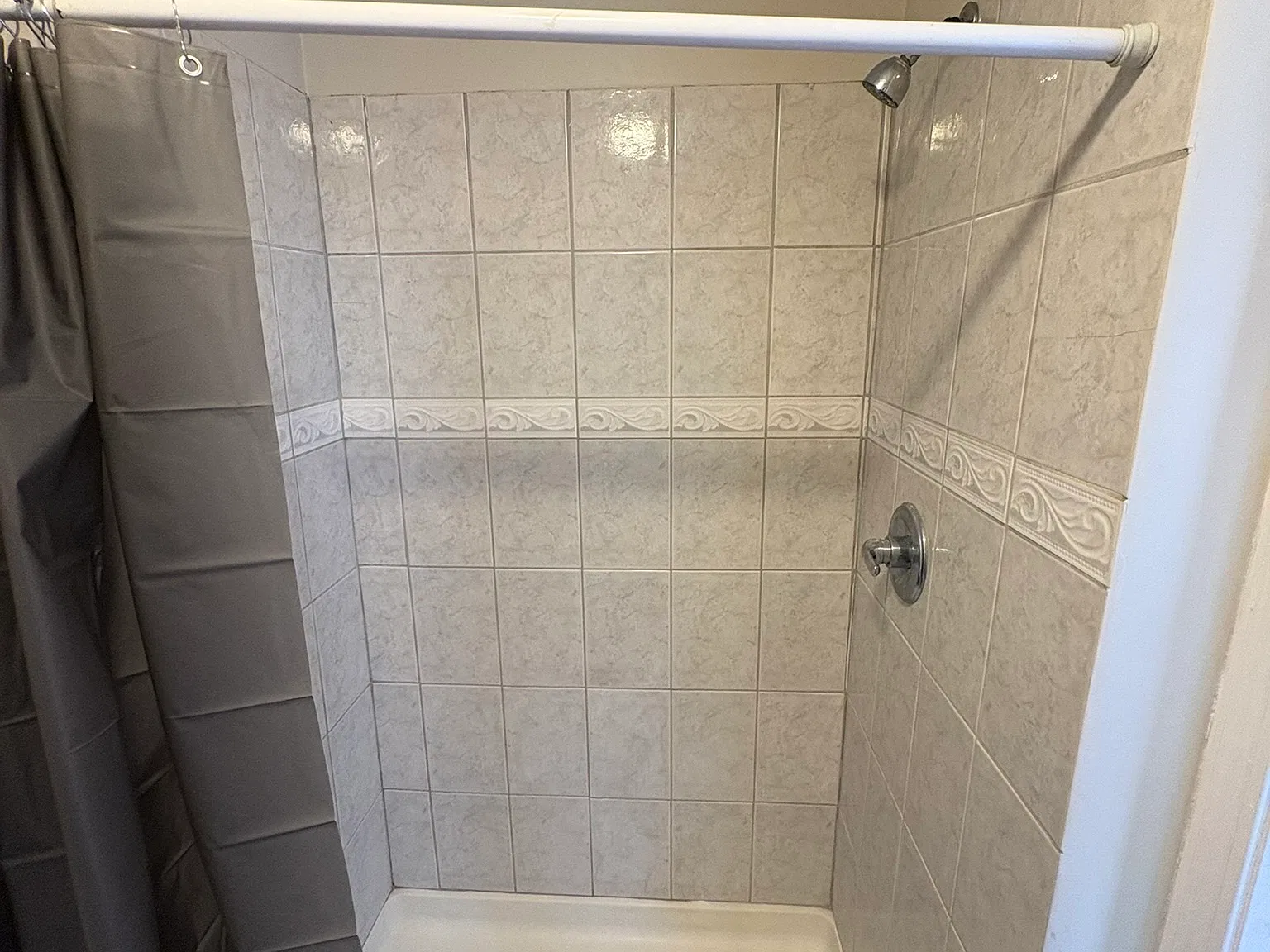3 bed, 1264 sqft, $1,800 — Photo 4