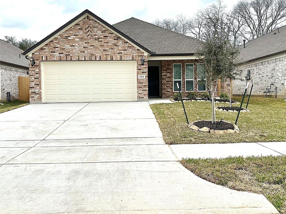 1st image of 15718 Telge Ridge Ln