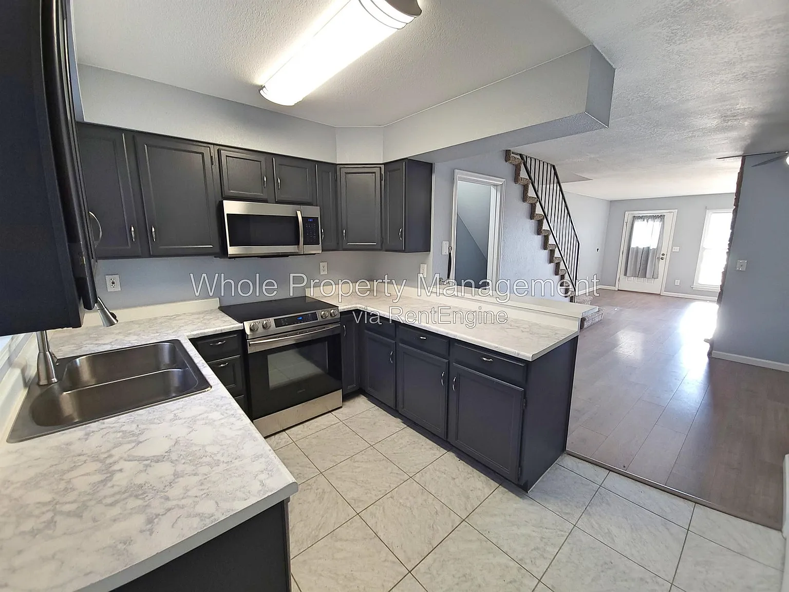 2 bed, 1.5 bath, 1100 sqft, $2,095 — Photo 4