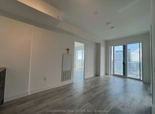 100 Dalhousie St #4204, Toronto, ON M5B 2A6