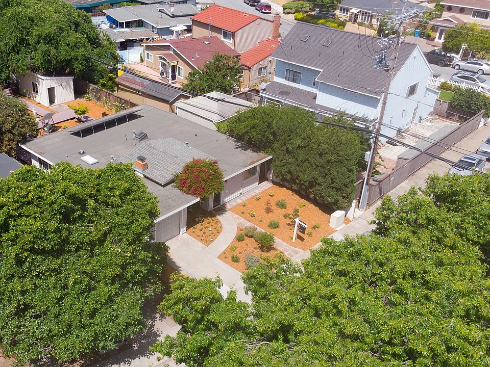 1st image of 908 Patricia Ave