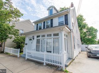 542 Bath St, Bristol, PA