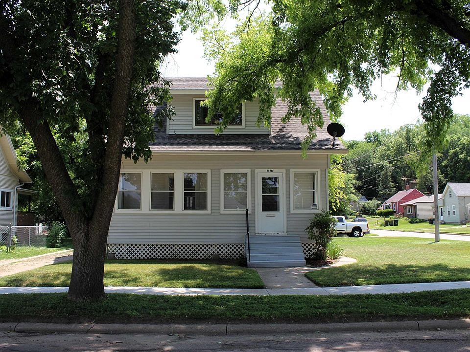 1st image of 1418 W 26th St
