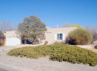6900 Cherry Blossom Ln NE, Albuquerque, NM 87111