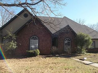 4330 Lakeshore Dr, Paris, TX 75462