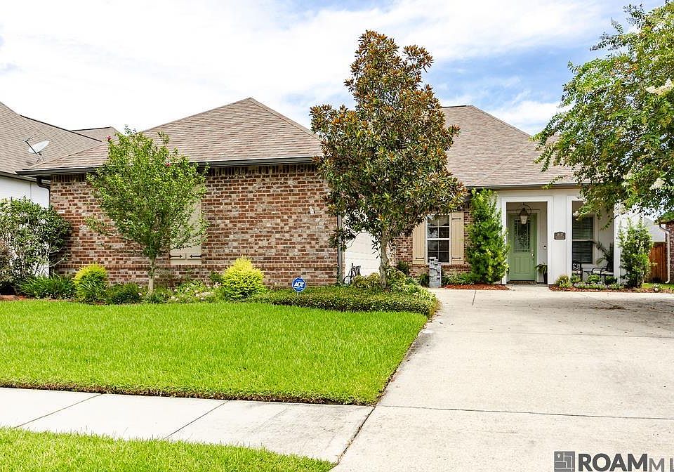 1st image of 15427 Mistybrook Dr