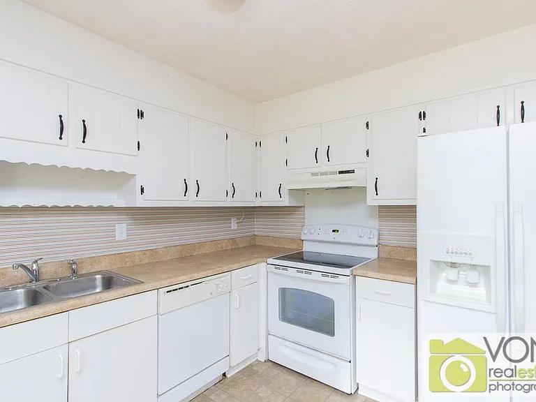 4156 Clearview Dr — Photo 4