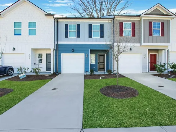 102 Jaxton St, Hoschton, GA 30548