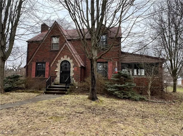 4005 Hudson Dr, Youngstown, OH 44512