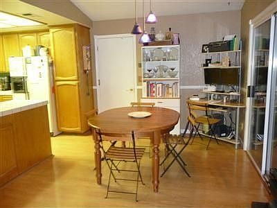 2nd image of 8138 Kingsbridge Dr