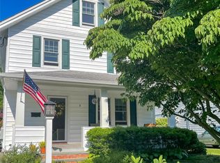 276 Nassau Rd, Huntington, NY 11743