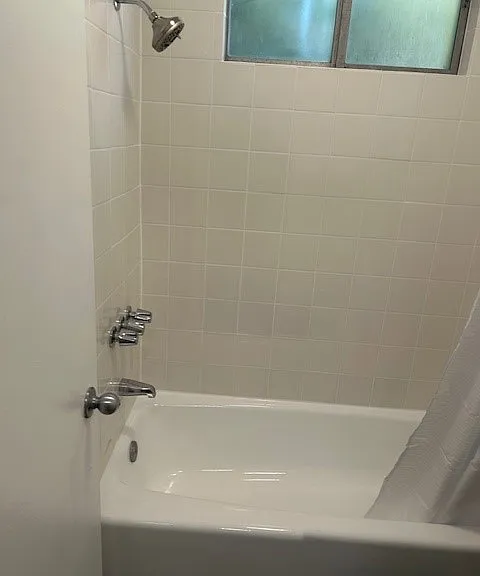 17 Brooks Ave #1 — Photo 4