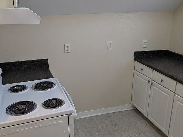 404 W Springfield Ave — Photo 18
