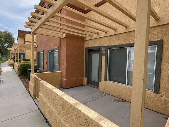 3rd image of 4915 E Russell Rd Building 17-123