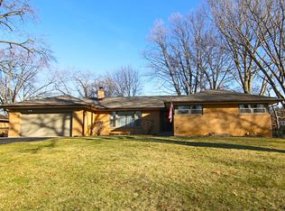 531 Country Club Ln, Itasca, IL 60143