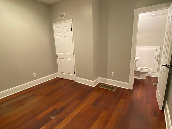1st bedroom - bottom level