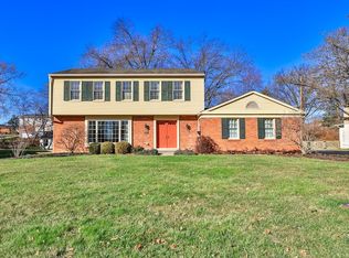 10347 Lochcrest Dr, Cincinnati, OH