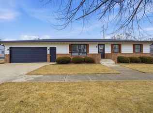 33 3rd St, Woodbine, IA 51579