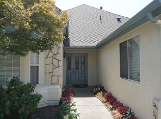 2839 W Kensington Ln, Fresno, CA