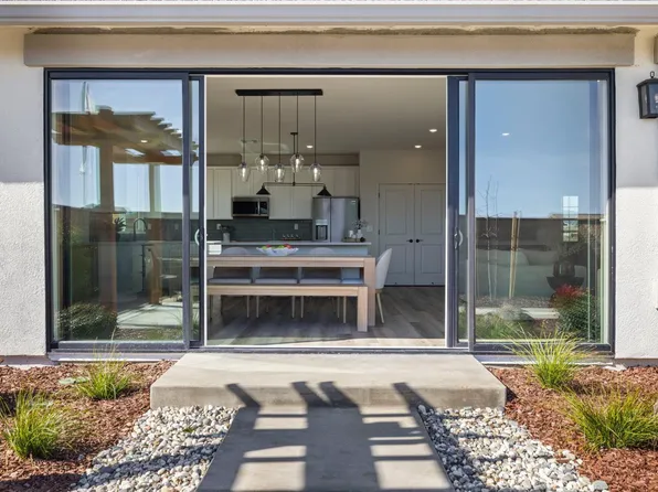 972 Carroll Dr, Vacaville, CA 95687