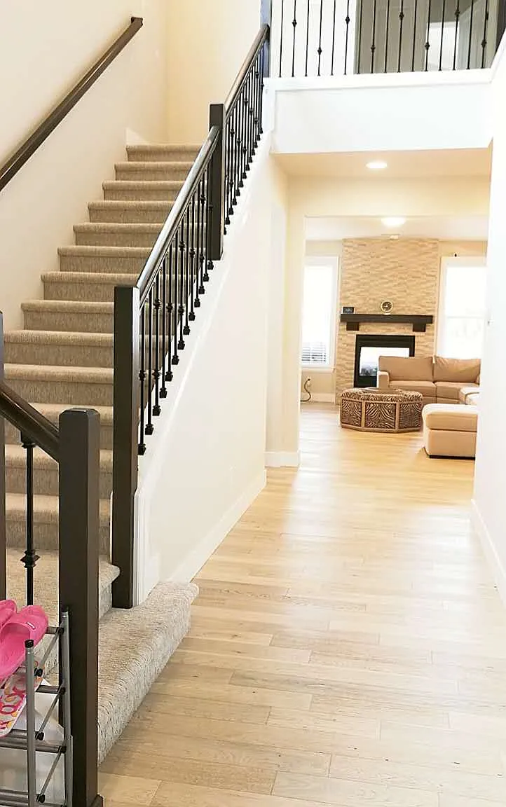 6 bed, 3000 sqft, $1,000 — Photo 2
