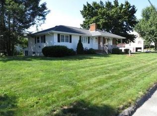 24 Montgomery Ave, Worcester, MA 01604
