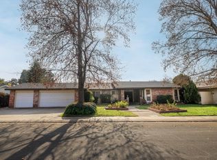 404 Roxbury Ln, Modesto, CA 95350