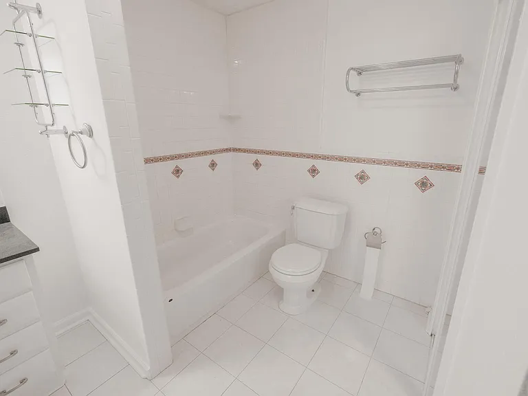 3902 Dexter Ave — Photo 20