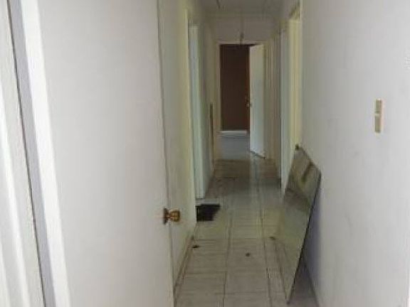 2nd image of 10511 Plainfield St