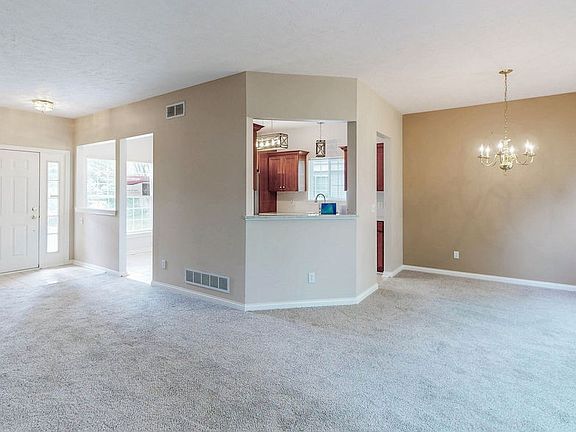 4th image of 8508 Waterside Dr