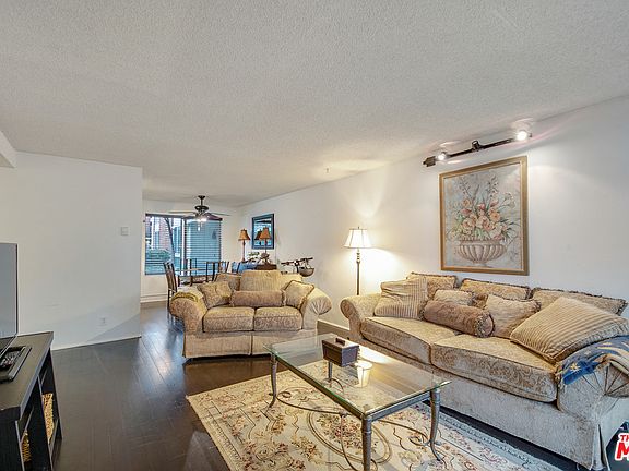 3rd image of 5650 Sumner Way Unit 114