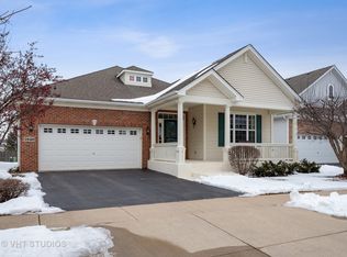 5940 Eton Dr, Hoffman Estates, IL 60192