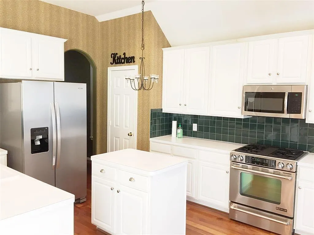 Building Photo - 22539 Bristolwood Ct