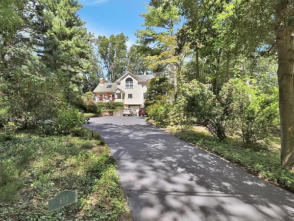 612 Oceanview Rd Brielle NJ-print-048-48