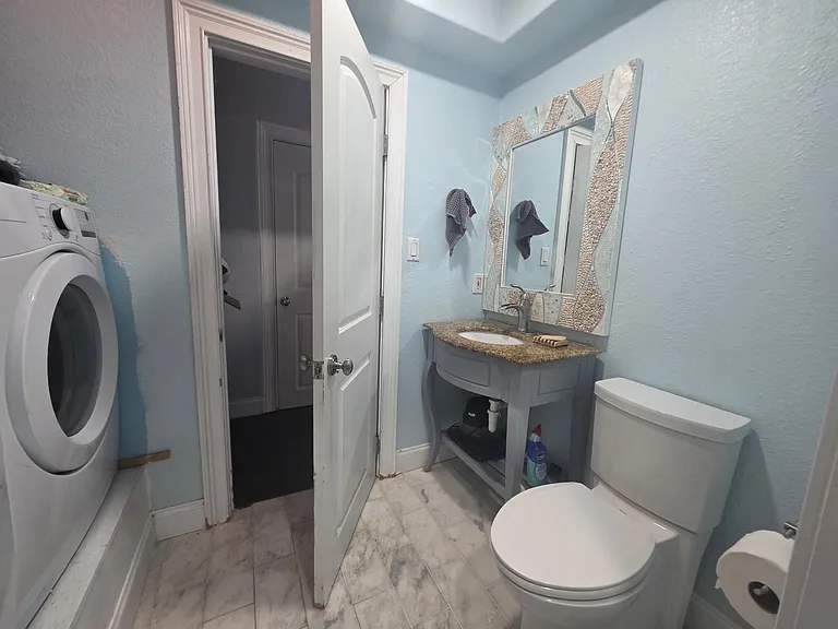 20807 Park Dr — Photo 17