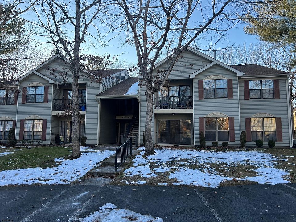 1st image of 75 Cheshire Dr #75