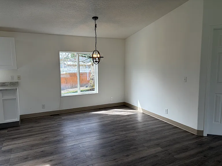 370 NE South Shore Rd — Photo 9