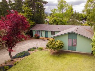 2226 20th St, Florence, OR 97439