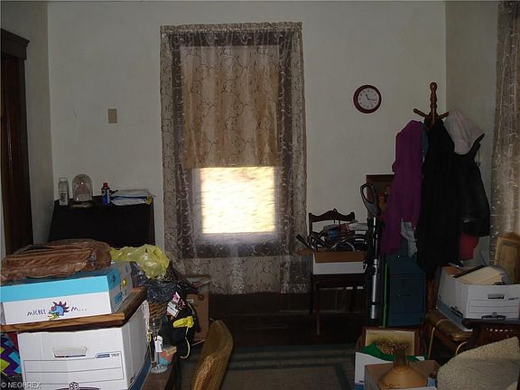 5th image of 108 Williams St