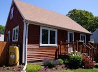 71 Earlham Way, Warwick, RI 02886