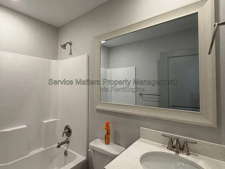 5553 Riviera Dr — Photo 26