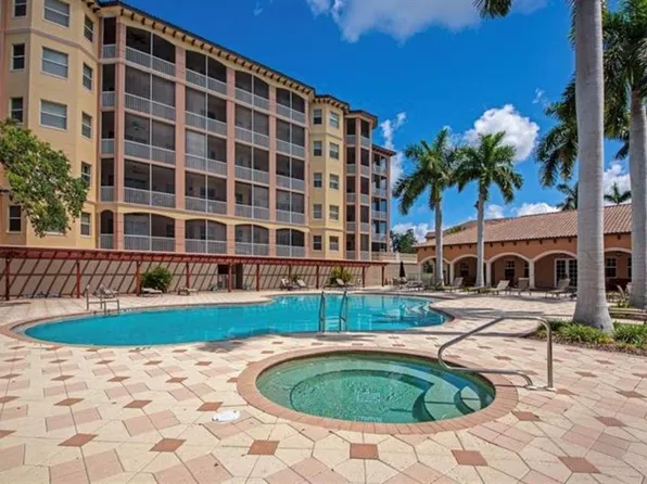 5544 Cannes Cir, Sarasota, FL 34231
