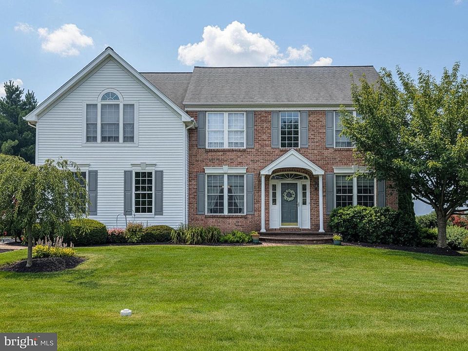 1st image of 5370 Windtree Dr