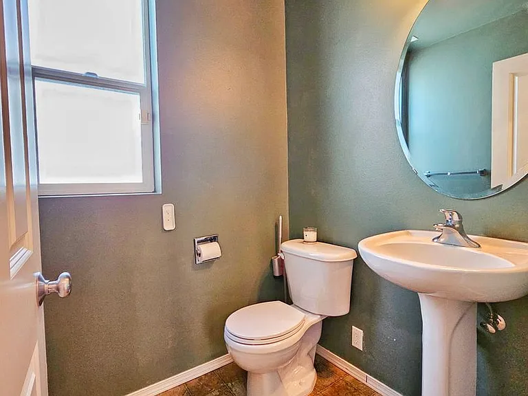 6630 Francis Ave SE — Photo 21