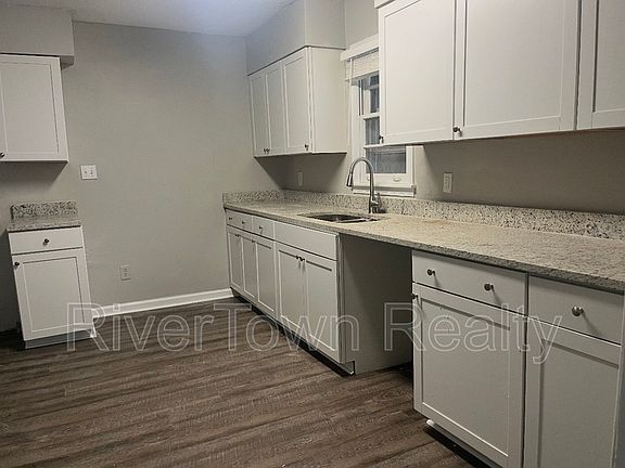 2nd image of 1423 Abernathy Rd