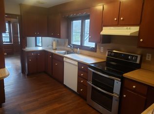 642 Gold Star Hwy, Groton, CT 06340