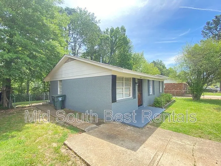 4294 Elmridge St — Photo 2