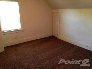 1022NGambleBedroom3