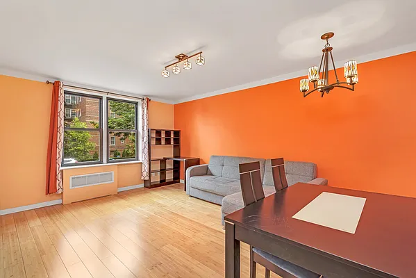 Sold by Ilite Realty Inc | media 22